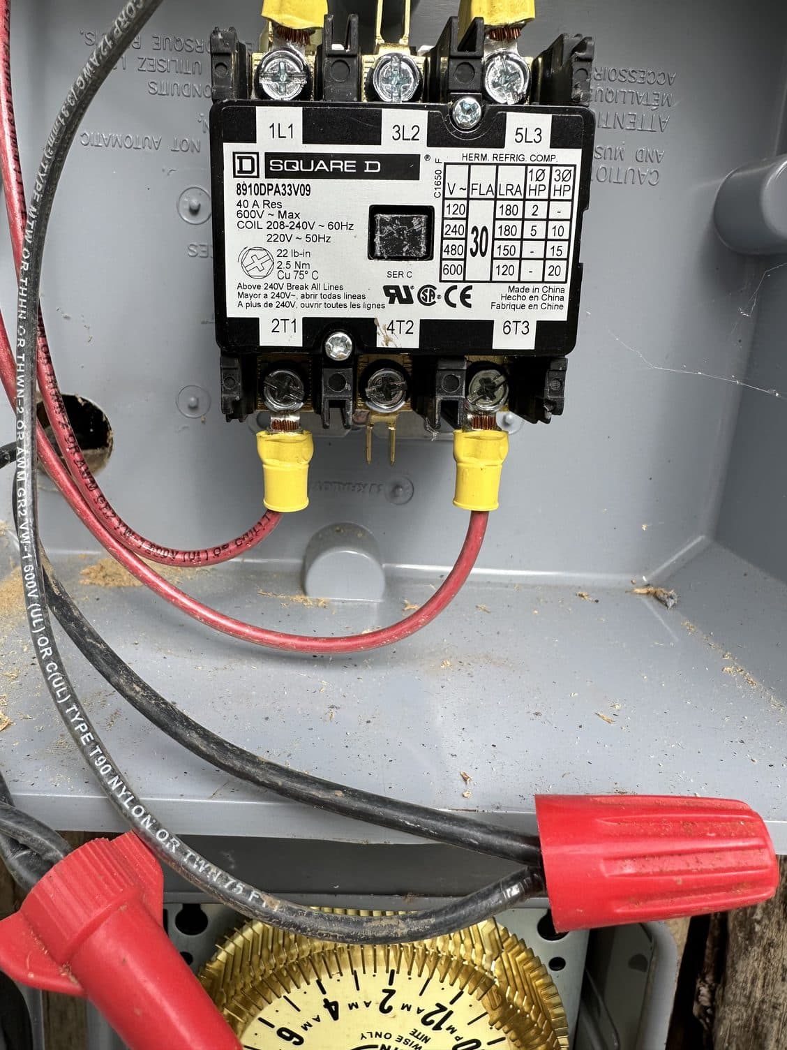 ducklings in the brooder